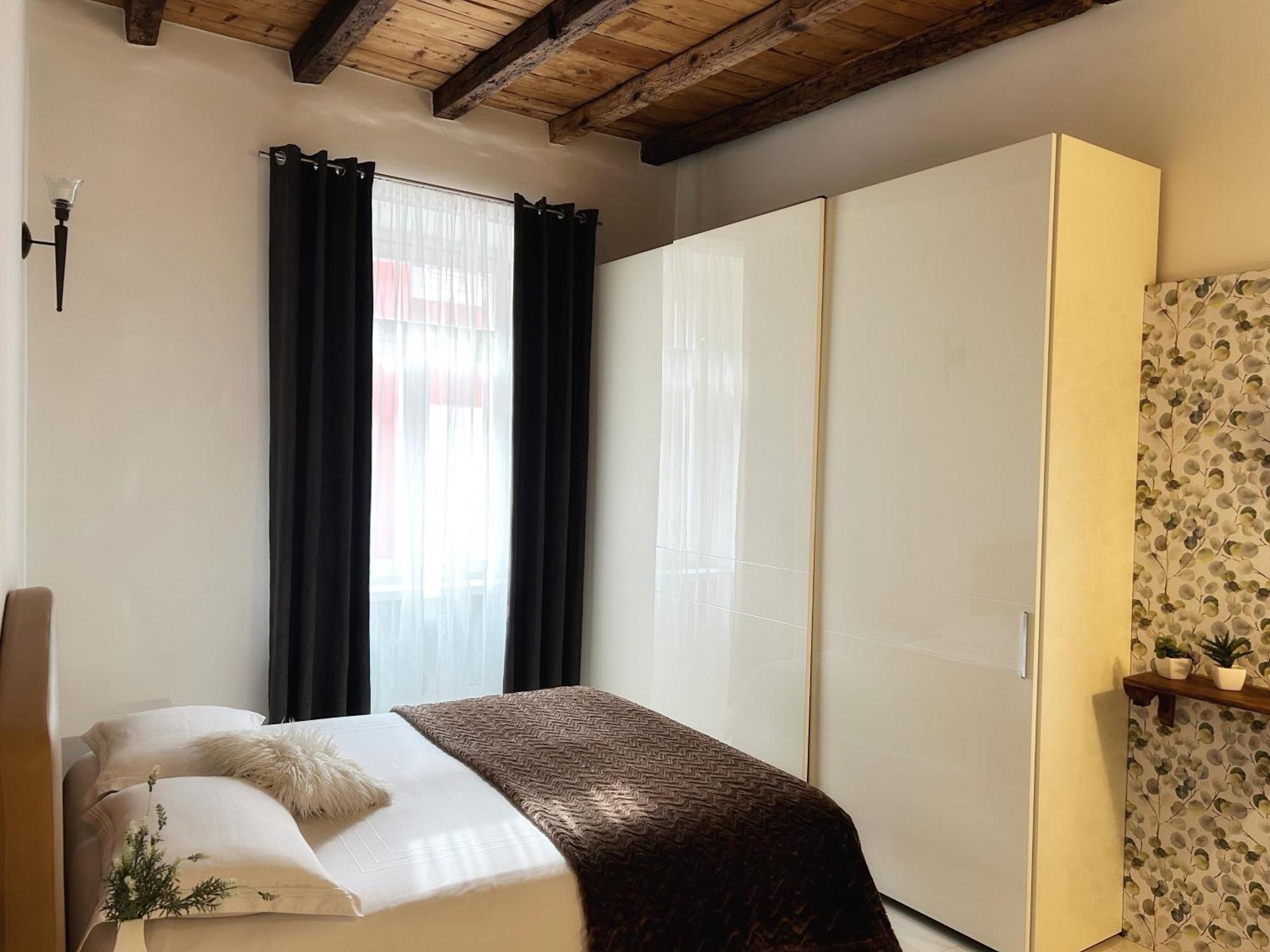 Althamer Palace Apartments Arco Bagian luar foto